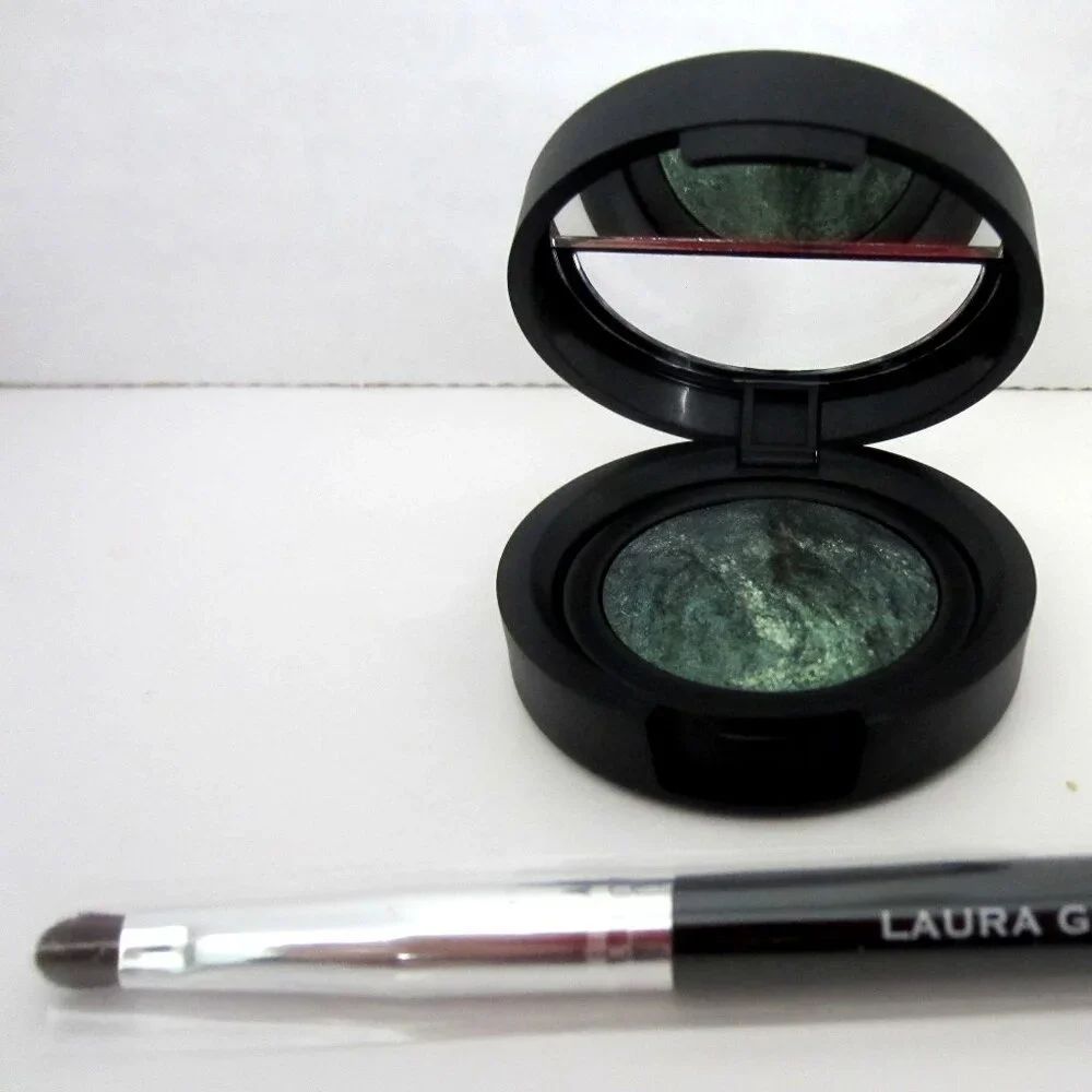 Laura Geller - ENCHANTED FOREST - EYE RIMZ Wet/Dry Eye Accents 0.042oz -unboxed